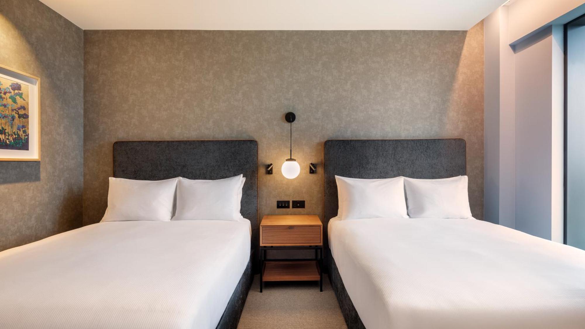 Hilton Woking Exterior foto