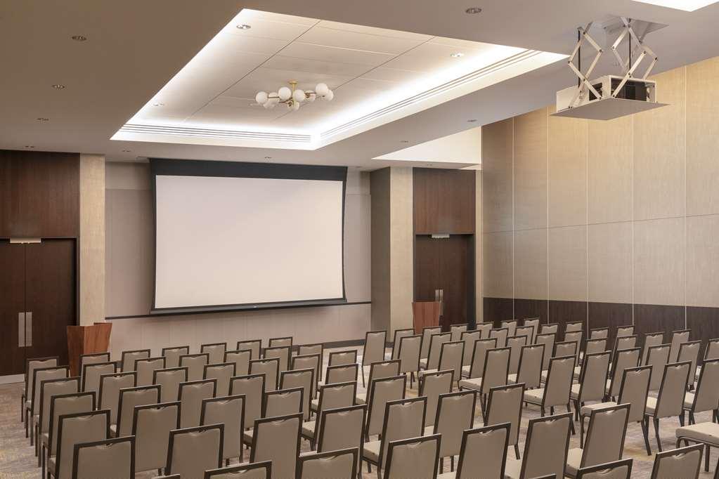 Hilton Woking Facilidades foto